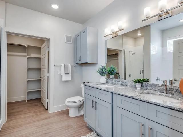 2 Bedroom Condo for Rent at 409 Lakeshore Drive #101.82, Little Elm, TX 75068