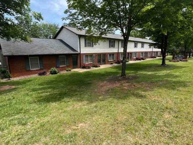 2 Bedroom Condo for Rent at 45 22nd Ave Ne #45, Hickory, NC 28601 Viewmont