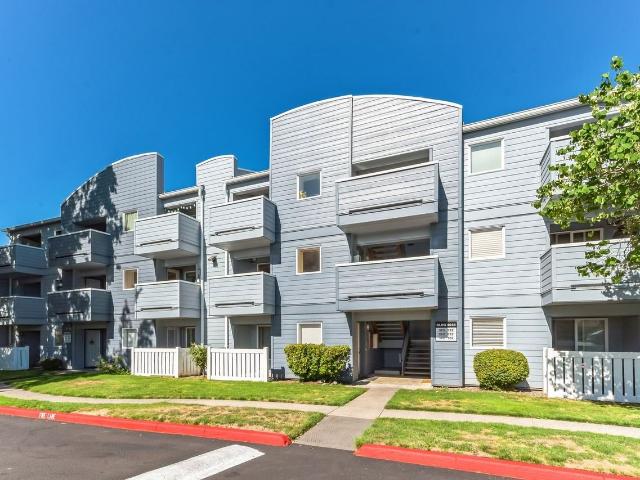 2 Bedroom Condo for Rent at 6046 Se Drake St #223, Hillsboro, OR 97129 Southeast Hillsboro