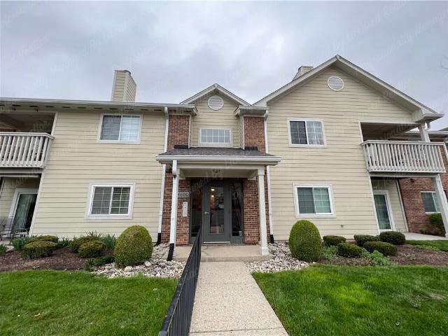 2 Bedroom Condo for Rent at 6650 Wareham Ct #8, Centerville, OH 45459