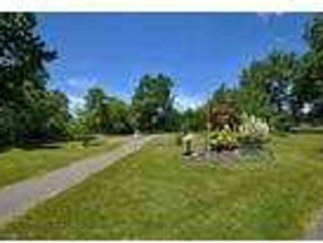 2 Bedroom Condos & Townhouses For Rent Chagrin Falls OH