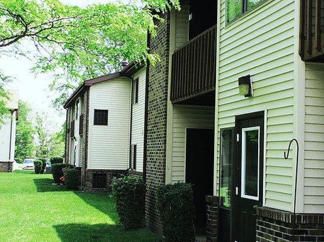 2 bedroom, Constantine MI 49042 LS104822509