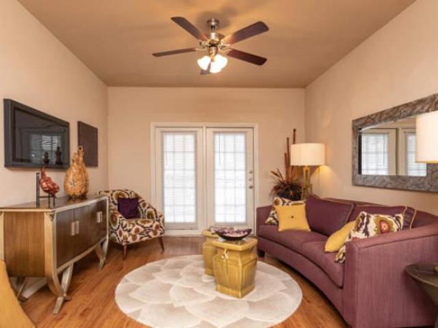 2 bedroom, Converse TX 78109 105856605