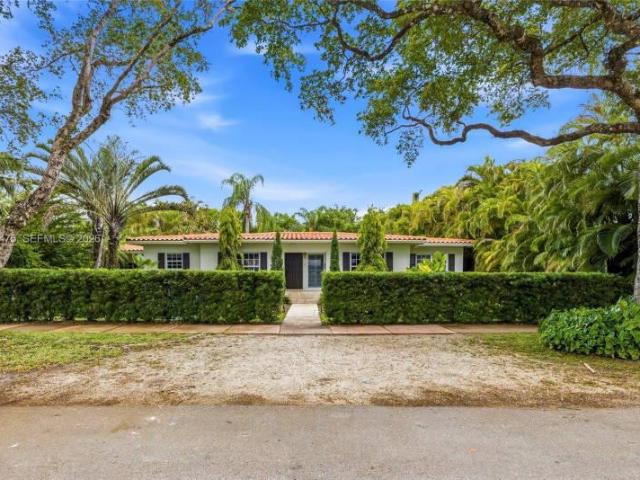 2 bedroom, Coral Gables FL 33146 105505267