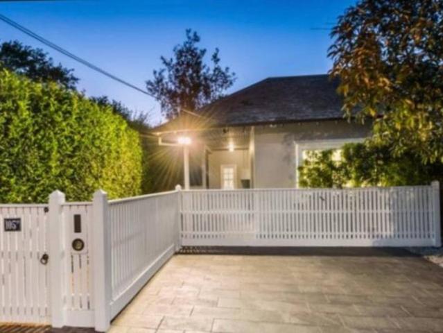 2 Bedroom House Caulfield North Caulfield North 99386122