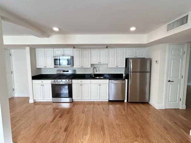 2 bedroom, Cambridge MA 02138 LS99046232