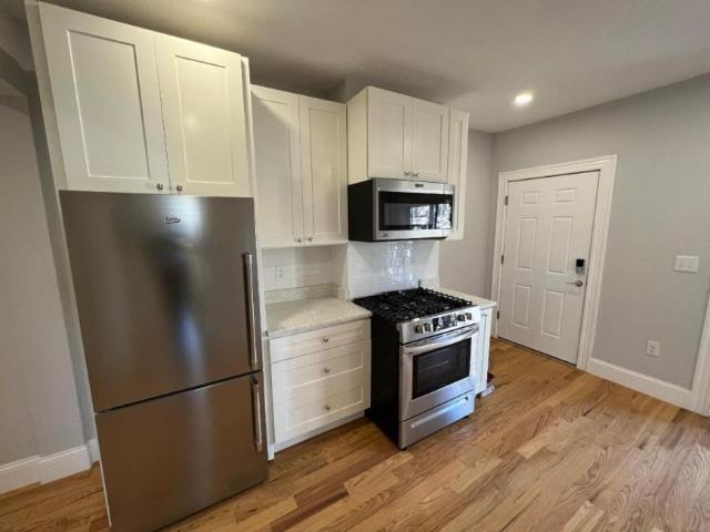 2 bedroom, Cambridge MA 02140 LS100703618