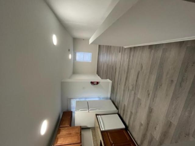2 bedroom, Camden NJ 08102 106216774