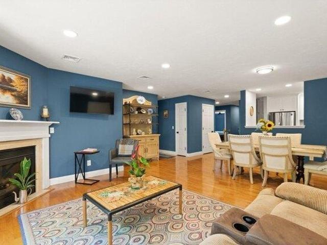 2 bedroom, Canton MA 02021 105493055