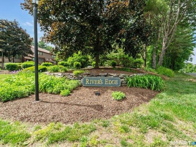 2 bedroom, Canton CT 06019 105427152