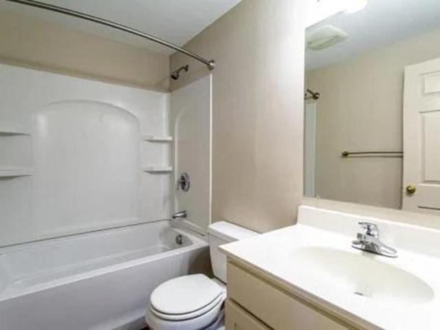 2 bedroom, Cape Elizabeth ME 04107 LS104455820