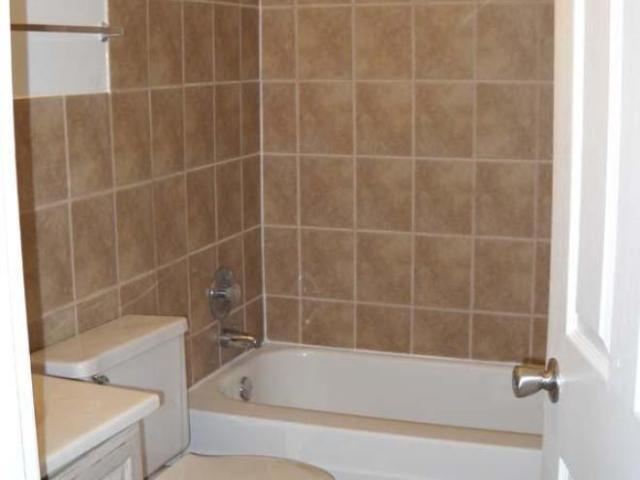 2 bedroom, Carol Stream IL 60188 104379571