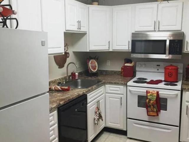 2 bedroom, Carrboro NC 27510 105405907