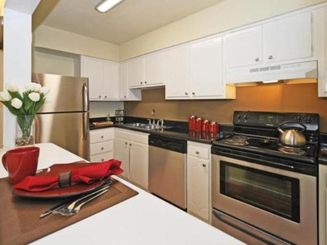 2 bedroom, Carrboro NC 27510 106020379