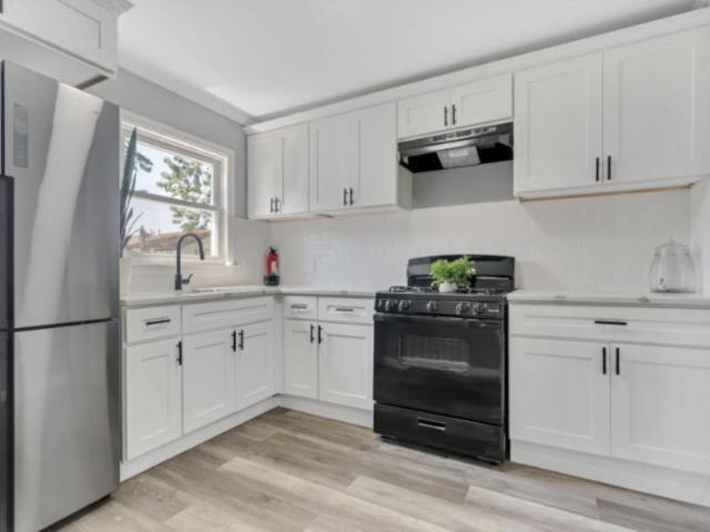 2 bedroom, Cartaret NJ 07008 105848017
