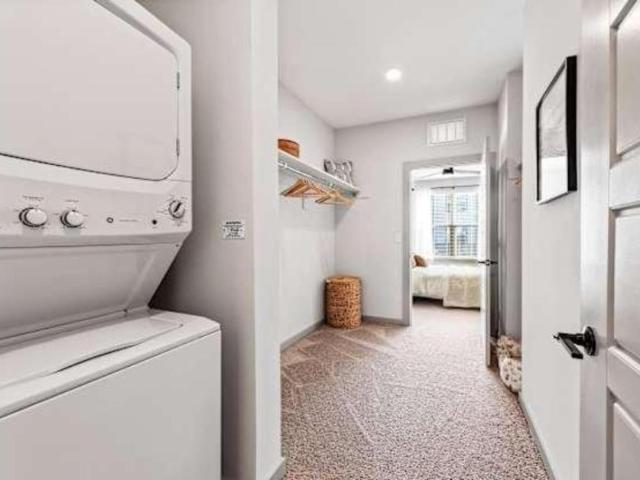 2 bedroom, Cary NC 27513 104969379