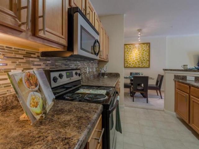 2 bedroom, Cary NC 27519 104924000