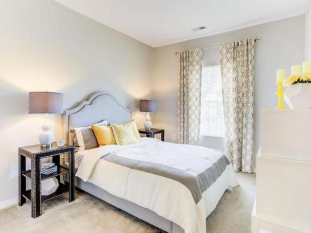 2 bedroom, Cary NC 27519 104949617