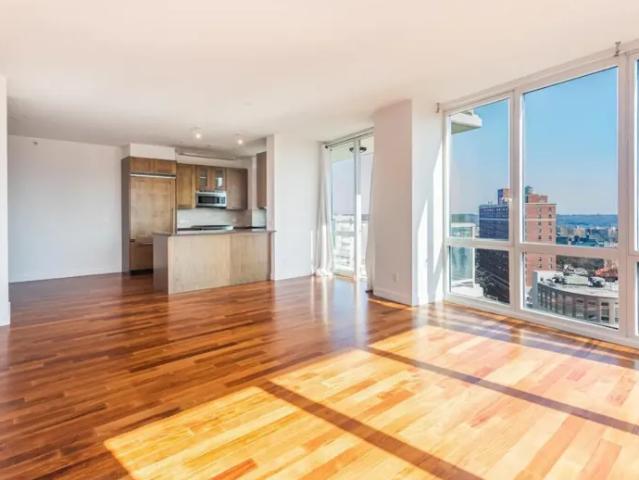2 bedroom, Central Riverdale NY 102715874