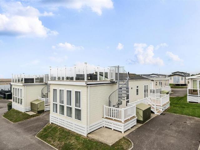 2 bedroom chalet for sale