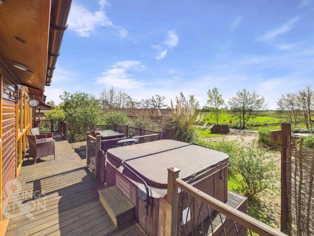 2 bedroom chalet for sale