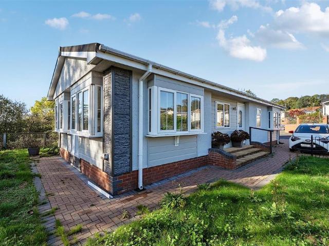2 bedroom chalet for sale