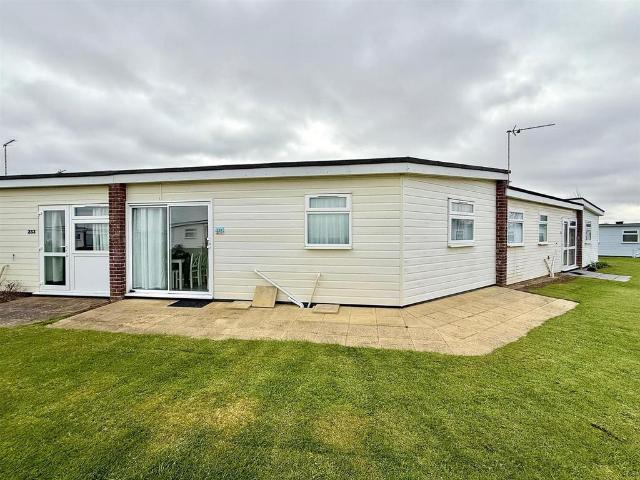 2 bedroom chalet for sale