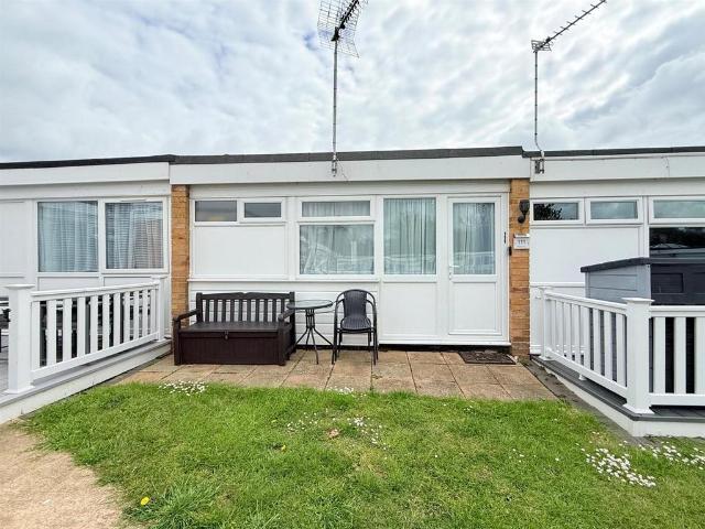 2 bedroom chalet for sale