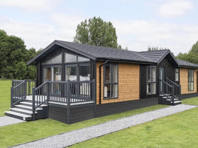 2 bedroom chalet for sale