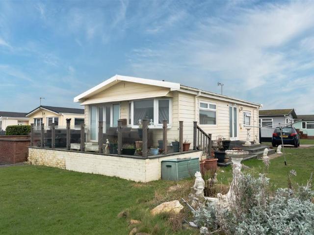 2 bedroom chalet for sale