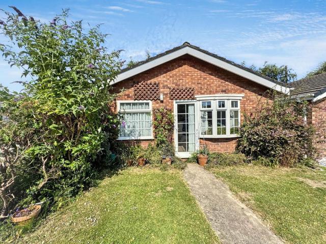 2 bedroom chalet for sale
