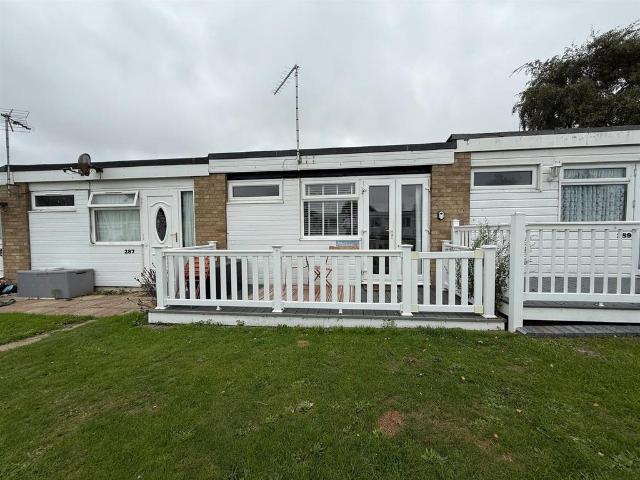 2 bedroom chalet for sale