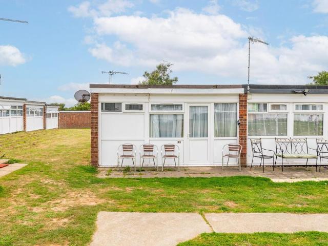 2 bedroom chalet for sale