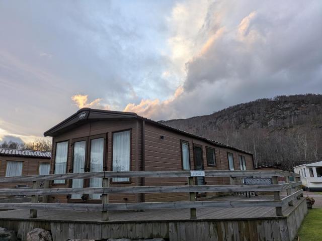 2 bedroom chalet for sale