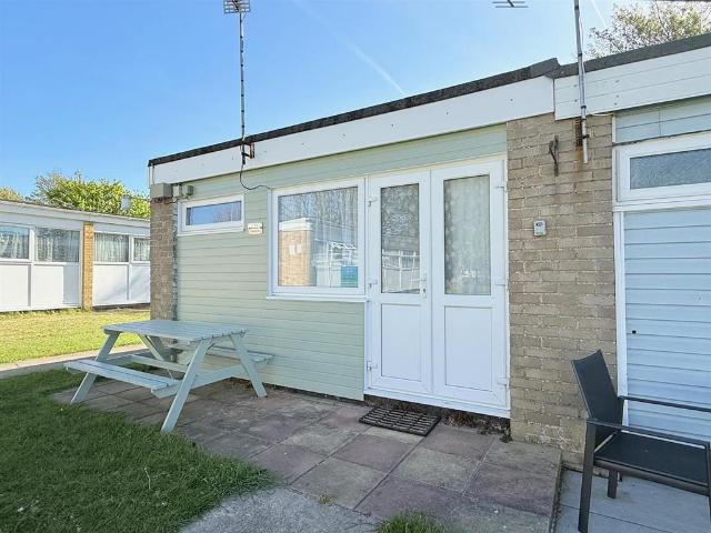 2 bedroom chalet for sale