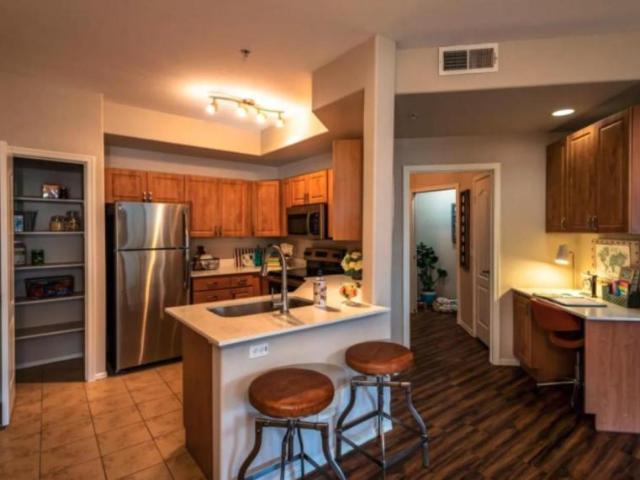 2 bedroom, Chandler AZ 85286 105965025