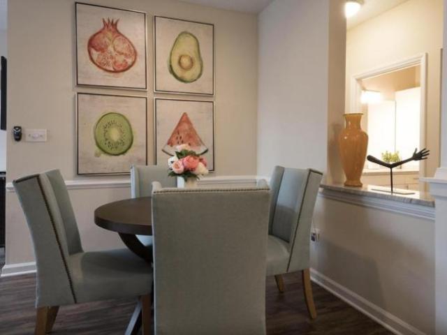 2 bedroom, Chapel Hill NC 27517 103971430