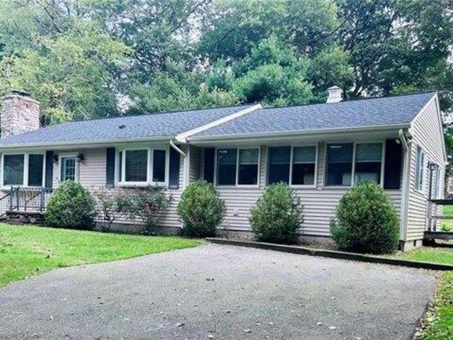 2 bedroom, Charlestown RI 02813 105661816