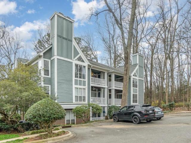 2 bedroom, Charlotte NC 28207 LS103745011