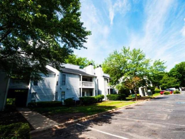 2 bedroom, Charlotte NC 28217 102769848