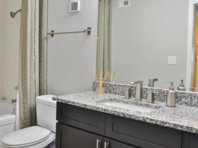 2 bedroom, Charlotte NC 28210 LS105371158