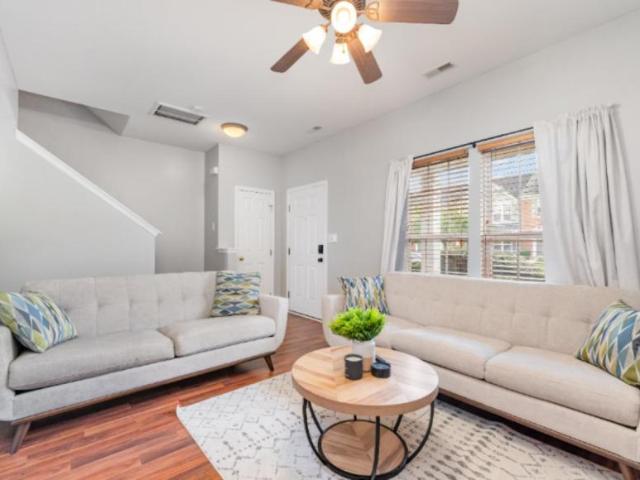 2 bedroom, Charlotte NC 28213 106114358