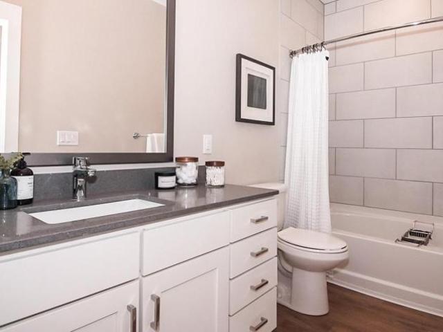 2 bedroom, Charlotte NC 28277 105773797