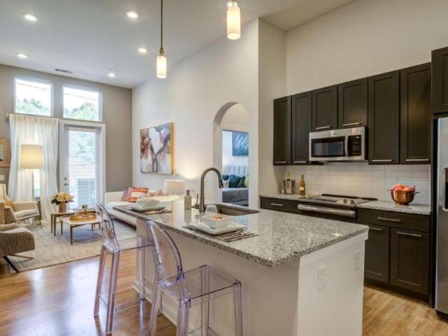 2 bedroom, Charlotte NC 28277 105986033