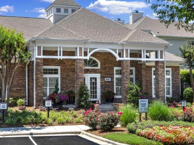 2 bedroom, Charlotte NC 28273 104932171