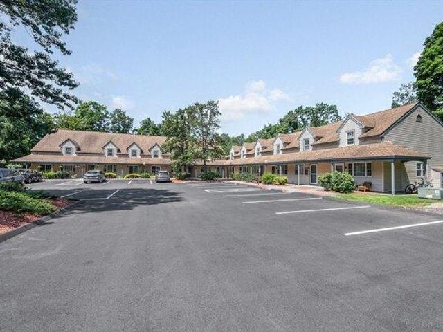 2 bedroom, Chelmsford MA 01863 105385941