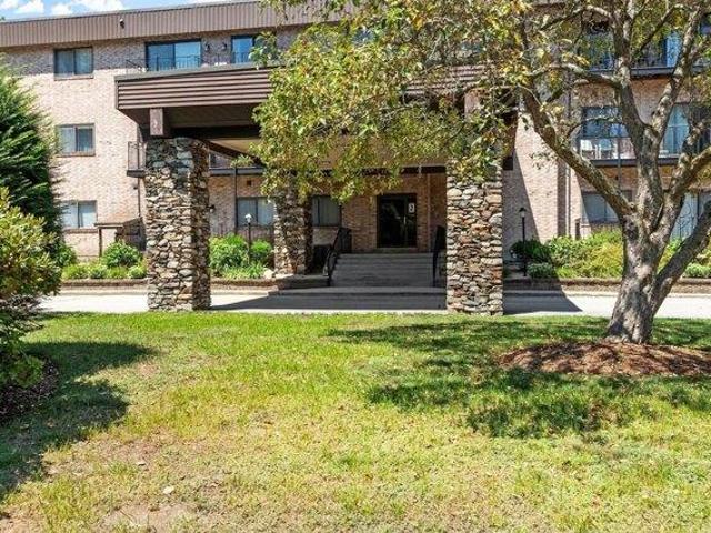 2 bedroom, Chelmsford MA 01824 105613925