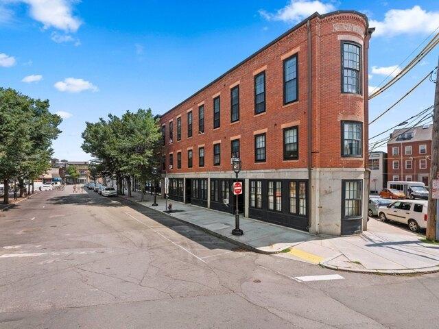 2 bedroom, Chelsea MA 02150 105415181