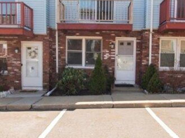 2 bedroom, Chelsea MA 02150 105438385