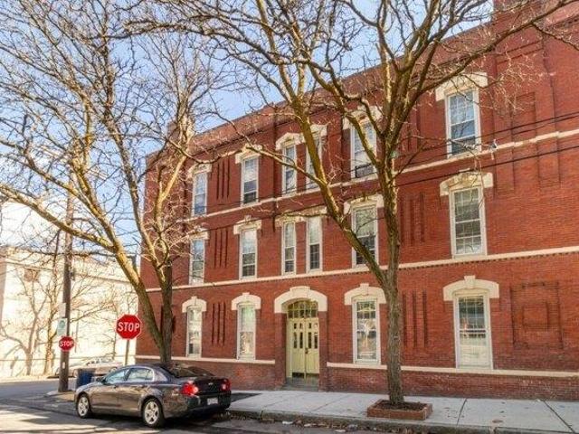 2 bedroom, Chelsea MA 02150 105443206